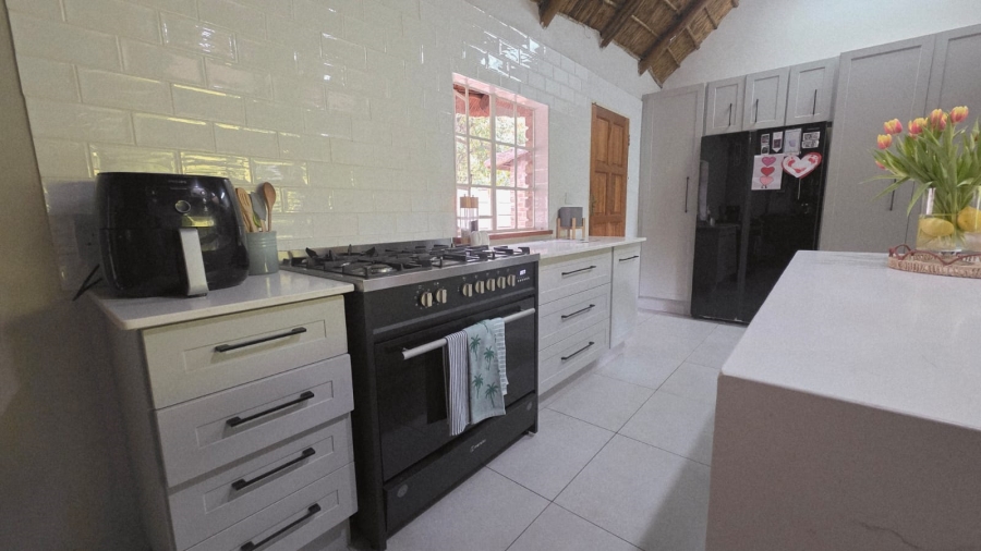 4 Bedroom Property for Sale in Wilkoppies North West